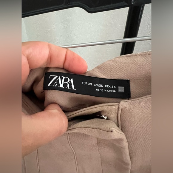 Zara High Wasted Pants - Picture 9 of 12